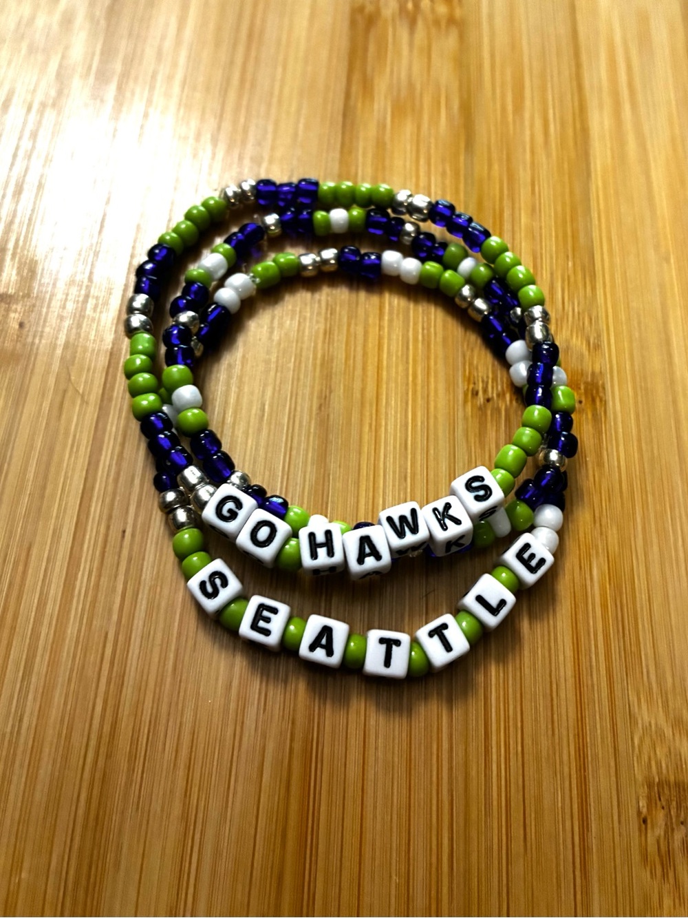 Go Hawks Beaded Stretch Bracelet Set